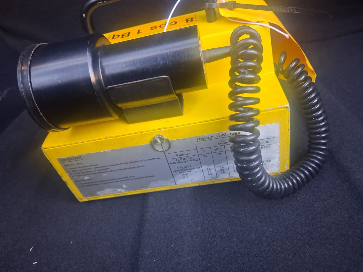 NEW BATTERIES Thermo Mini Monitor 900 Series with EP15 Probe Geiger Counter